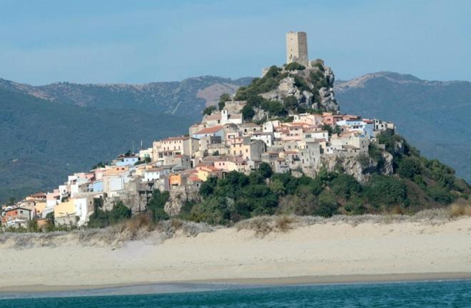 Sardegna Appartamento Posada Esterno foto
